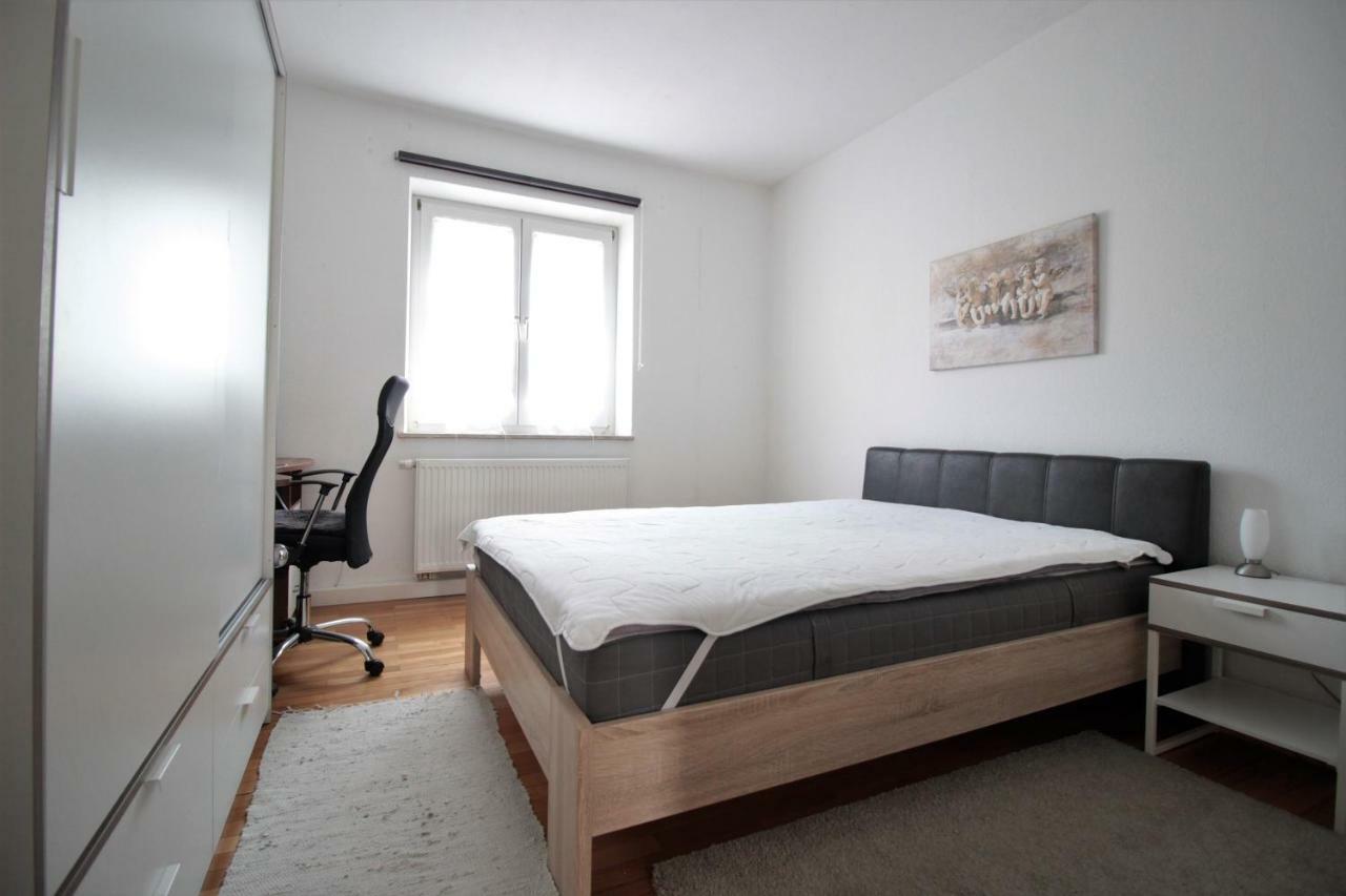 Charming 3-Bedroom Apartment With Parking Lot Wurzburg Bagian luar foto