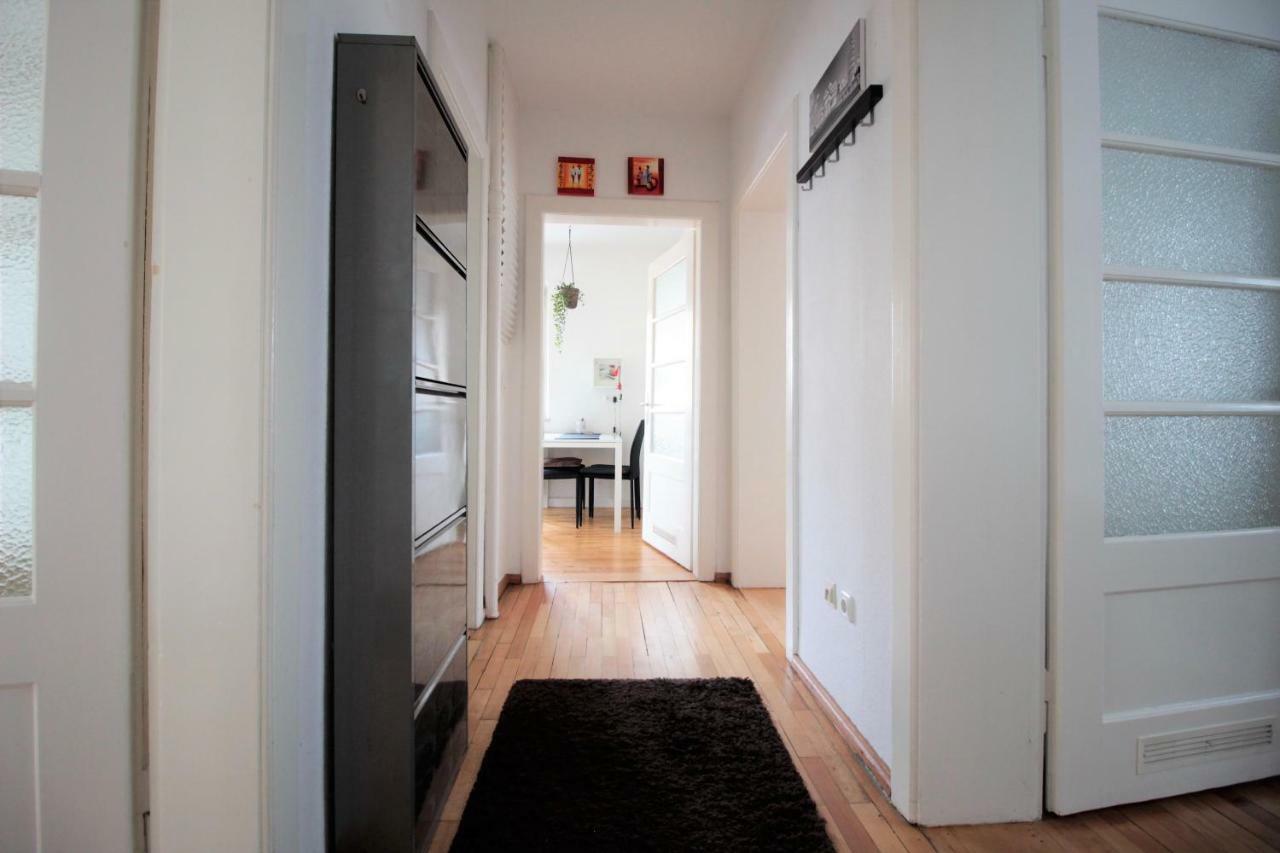 Charming 3-Bedroom Apartment With Parking Lot Wurzburg Bagian luar foto
