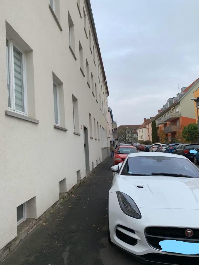Charming 3-Bedroom Apartment With Parking Lot Wurzburg Bagian luar foto